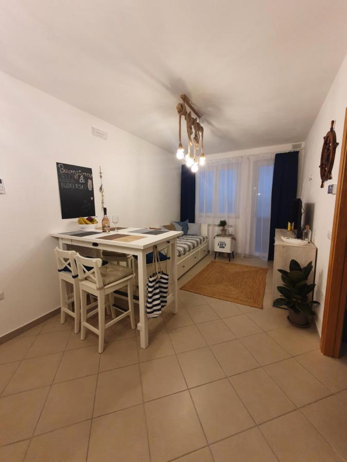 Bella Alba Apartment On The Beach Alba Adriatica Exterior photo